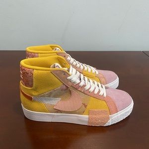 Nike Wmns SB Blazer Sneakers
